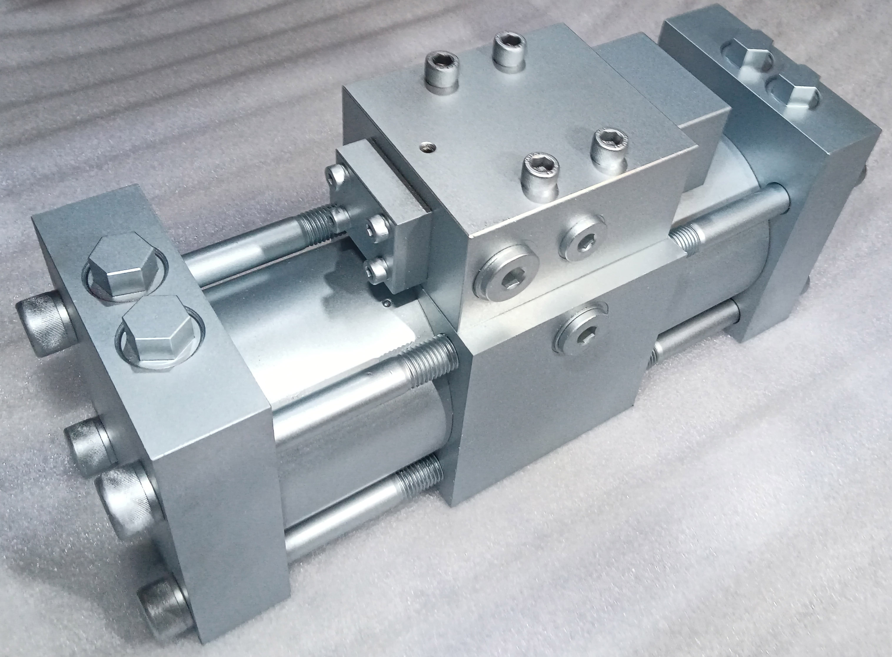 1651910590.jpg 1651910590.jpg